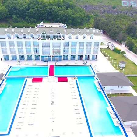 White Palace Hotel Ялова Екстериор снимка