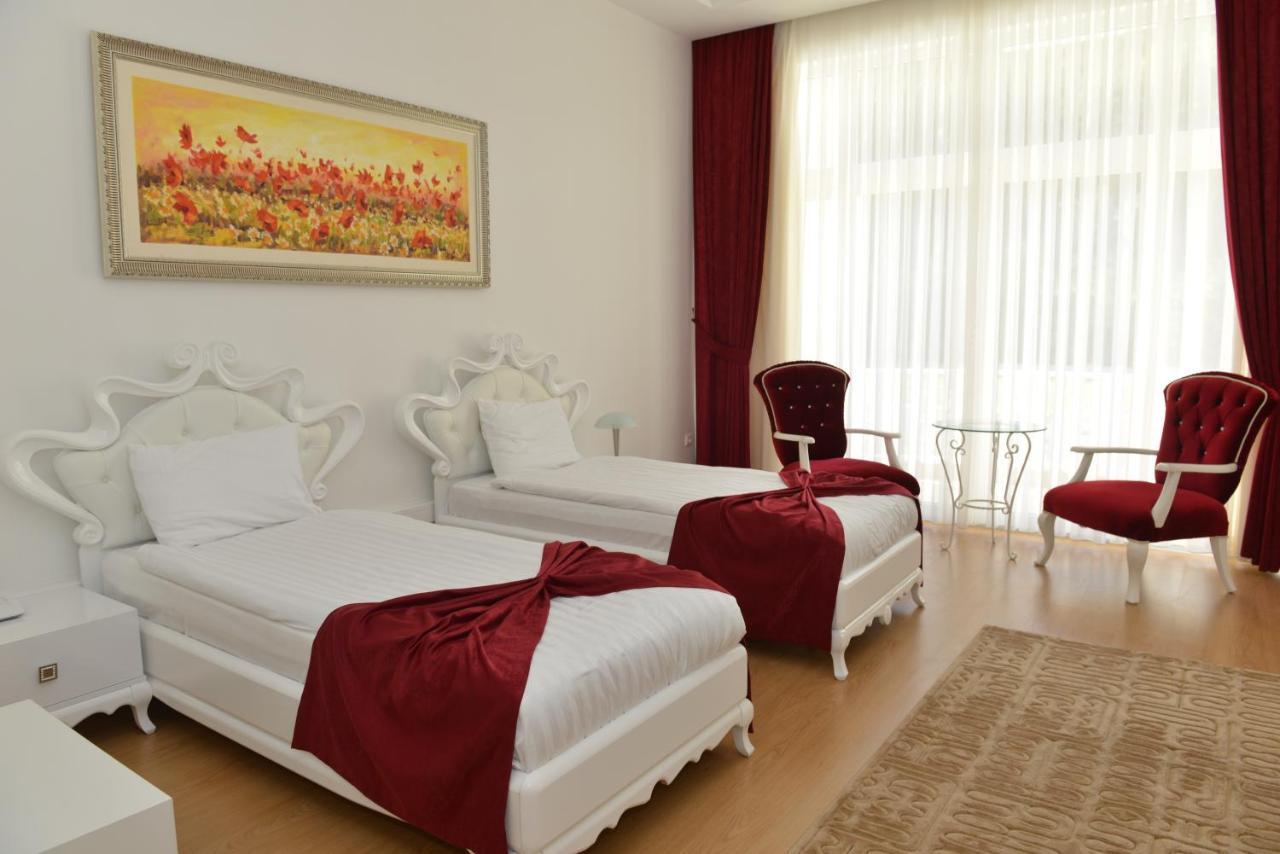 White Palace Hotel Ялова Екстериор снимка