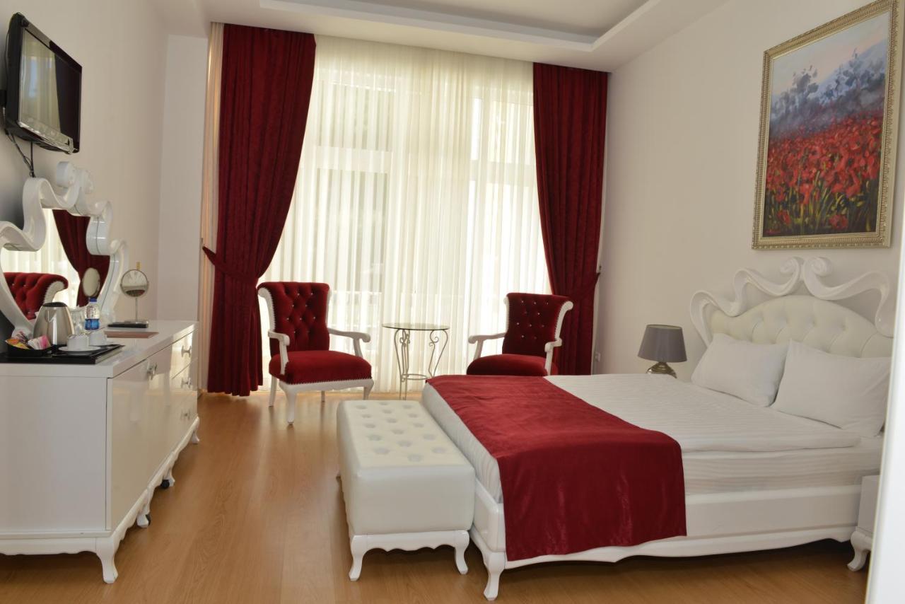 White Palace Hotel Ялова Екстериор снимка