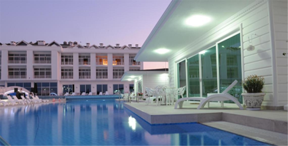 White Palace Hotel Ялова Екстериор снимка