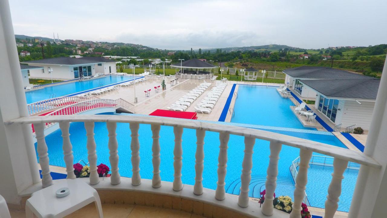 White Palace Hotel Ялова Екстериор снимка