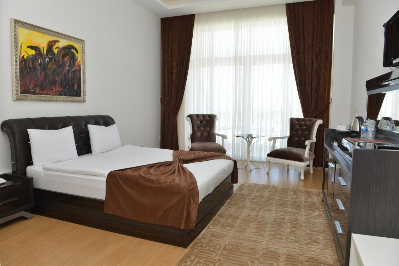 White Palace Hotel Ялова Екстериор снимка