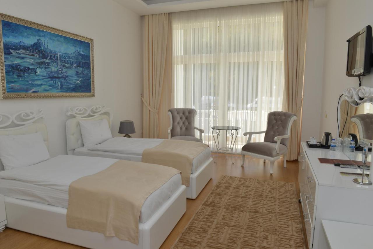 White Palace Hotel Ялова Екстериор снимка
