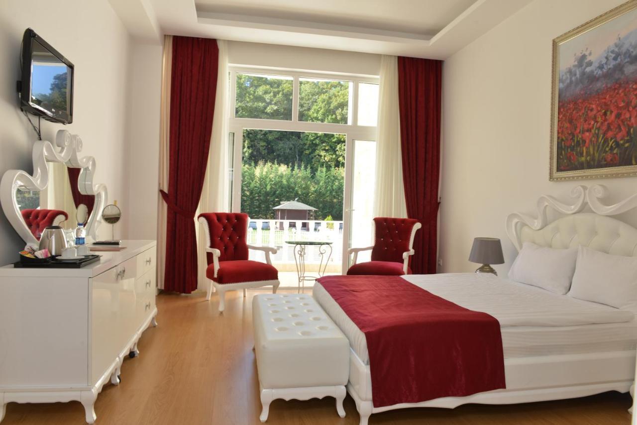White Palace Hotel Ялова Екстериор снимка